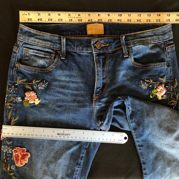 Free People x Driftwood Farrah Embroidered Flare Jeans Sz 27 - Picture 12 of 16